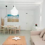 Nireas Mykonos Downtown Appartamento Mykonos Town