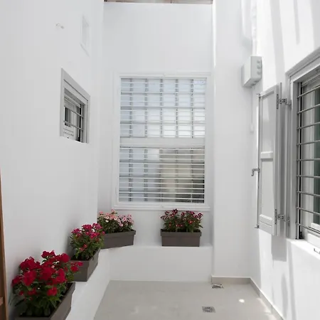 Nireas Mykonos Downtown شقة *