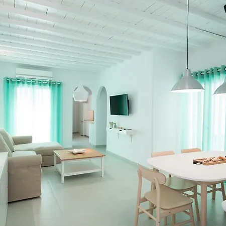 Nireas Mykonos Downtown *